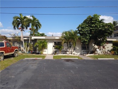 Cape Coral Lakes Area Home For Sale in Cape Coral Florida