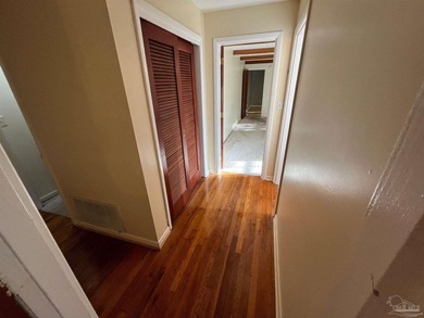 NEWLY RENOVATED! This move-in-ready 3-bedroom, 2-bath home has - photo 11