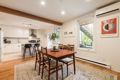 Magnifique condo de 2 chambres offrant un parfait melange de - photo 12