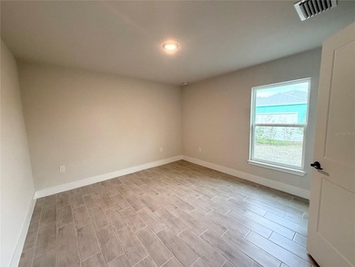 Spacious 2,010 sq. ft. of heated living space, this residence - photo 15