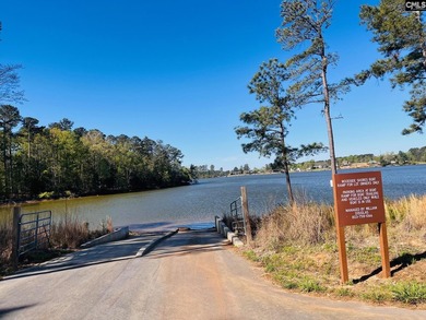 Beautiful Waterfront 1.57 acre lot. This large lot has a great - photo 20
