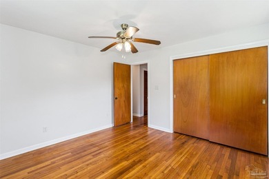 NEWLY RENOVATED! This move-in-ready 3-bedroom, 2-bath home has - photo 27