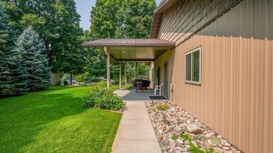 Live by Crystal Lake year-round in this 2010 ranch-style home - photo 27