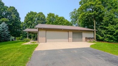 Live by Crystal Lake year-round in this 2010 ranch-style home - photo 33