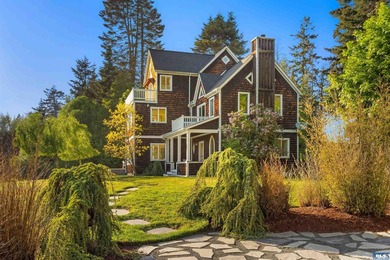 From the water's edge to the summit above, this rare 10-acre - photo 41