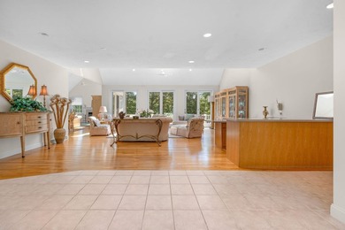 Enjoy the invitIng relaxed atmosphere that New Seabury has to - photo 10