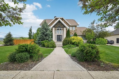 Spacious and well-located in the heart of Midway Valley, this - photo 1