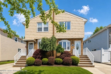 Welcome to 116 Serrell Avenue, an absolutely stunning move-in - photo 1