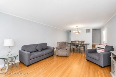 Welcome to 116 Serrell Avenue, an absolutely stunning move-in - photo 3
