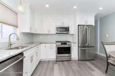Welcome to 116 Serrell Avenue, an absolutely stunning move-in - photo 5