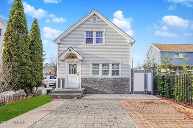 PROFESSIONAL PHOTOS COMING SOON Discover the charm of 110 Yetman - photo 1