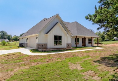 Welcome to this gorgeous 4-bedroom, 3.5-bath home perfectly - photo 3
