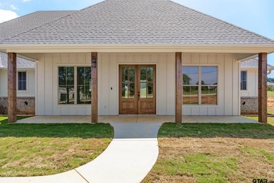 Welcome to this gorgeous 4-bedroom, 3.5-bath home perfectly - photo 4