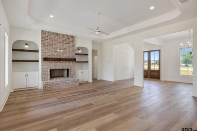 Welcome to this gorgeous 4-bedroom, 3.5-bath home perfectly - photo 5