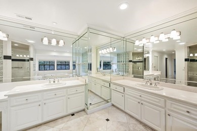 Luxury estate with elegant design. Exquisite One of a kind gated - photo 25