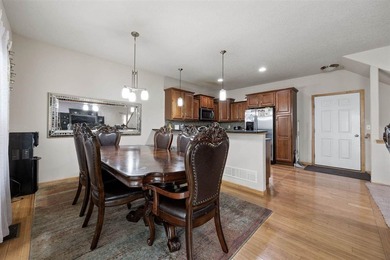 Move In Ready 4-bedroom, 3.5-bath zero-lot home in Cedar Springs - photo 8
