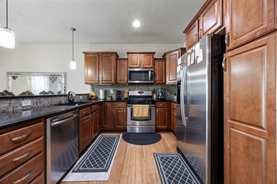 Move In Ready 4-bedroom, 3.5-bath zero-lot home in Cedar Springs - photo 9