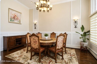 Welcome to 7 Bogota St - Beautiful legal 2 family detached - photo 4
