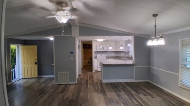 Affordable 3BR/2BA located in the desirable Pinellas Cascades - photo 5