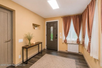 Fully gut-renovated from top to bottom within the last two years - photo 6