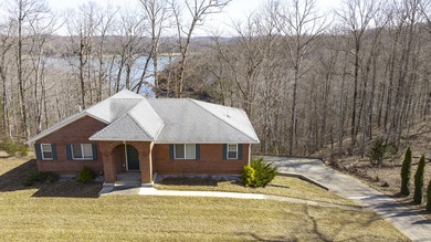 Welcome to your dream home in the prestigious Cumberland Shores - photo 6