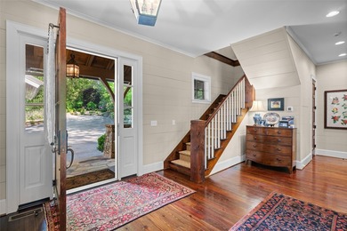 Welcome to an extraordinary lakefront retreat on Lake Toxaway - photo 7