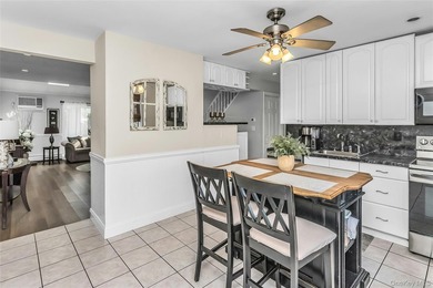Welcome home to this immaculate move-in ready Cape nestled in - photo 5