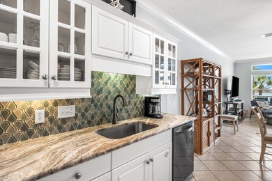 Located in the heart of Santa Rosa Beach, this turnkey townhome - photo 8