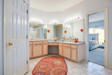 Beautiful 3 bedroom 2 bath home in the highly sought after - photo 20