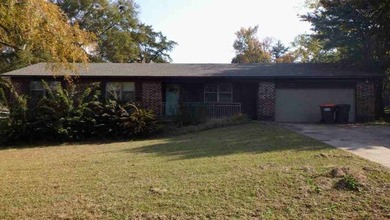 Lake Dardanelle Home For Sale in Russellville Arkansas