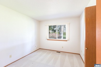 Stunning golf course views in this beautiful one level home - photo 39