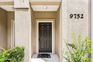 Lake Condo For Sale in Jacksonville, Florida