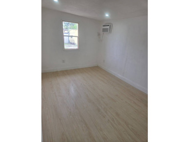 Perfect Starter Home, Updated Throughout. New Floors, New - photo 7