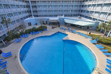 Welcome to Hilton Head Resort! This beautifully renovated - photo 2