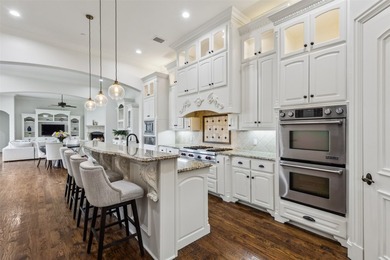 Welcome to this beautifully crafted two-story custom estate - photo 10