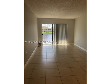 UPDATED UNIT WITH VERY NICE LAKE VIEW , SPACIOUS KITCHEN , AND - photo 3