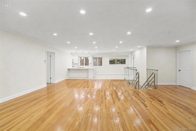Located in the heart of Great Neck Village, this impeccably - photo 3