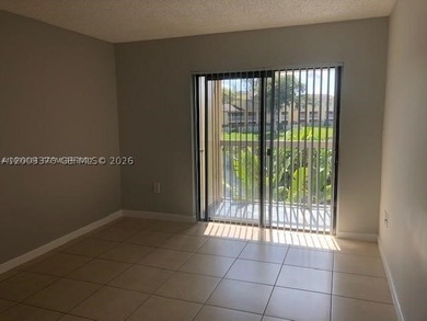UPDATED UNIT WITH VERY NICE LAKE VIEW , SPACIOUS KITCHEN , AND - photo 4