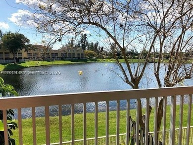 UPDATED UNIT WITH VERY NICE LAKE VIEW , SPACIOUS KITCHEN , AND - photo 6