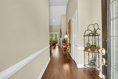Discover the best of both worlds in this stunning custom home - photo 9