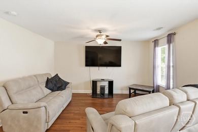 Welcome to 121 Ristona Drive...Step inside this beautifully - photo 11
