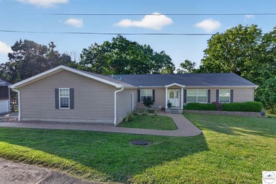 Welcome to one of the most unique properties in Pom-Osa Heights! - photo 1