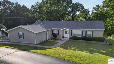Welcome to one of the most unique properties in Pom-Osa Heights! - photo 2