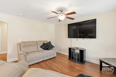 Welcome to 121 Ristona Drive...Step inside this beautifully - photo 13