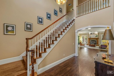 Resort style living awaits in this exceptional custom home in - photo 7