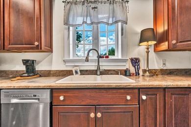 Welcome to Cedar Hall Farm! This 1918 beauty has been restored - photo 18