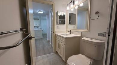 Very bright and beautifully updated 1-bedroom, 2-bath residence