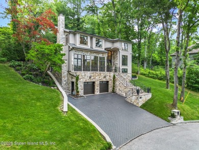 Welcome to 44 Annfield Court, a stunning 2019-built luxury - photo 2
