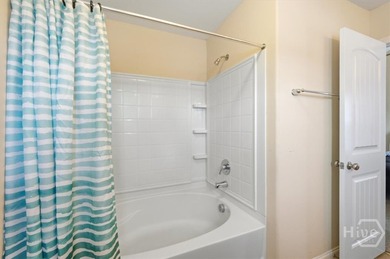 Welcome to 121 Ristona Drive...Step inside this beautifully - photo 28