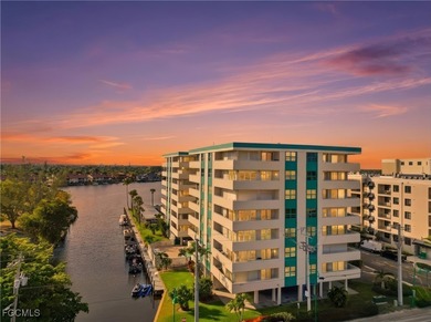 Cape Coral Area Condo For Sale in Cape Coral Florida